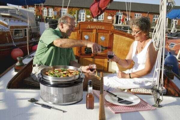 Cobb Pro Barbecue Matzwart