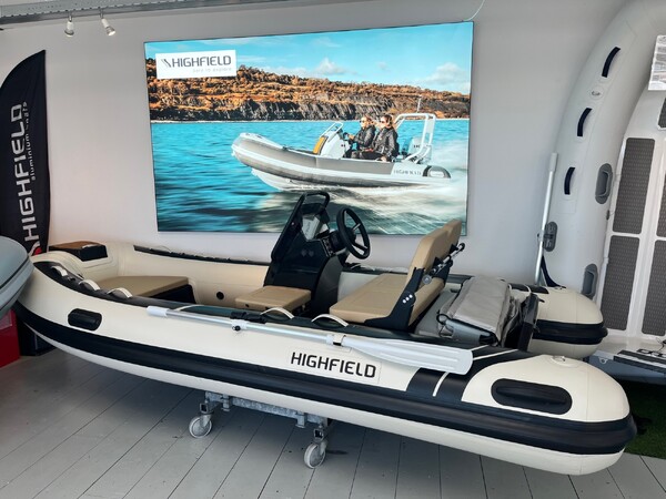 Highfield CL380 met GT console HYP Ivory 