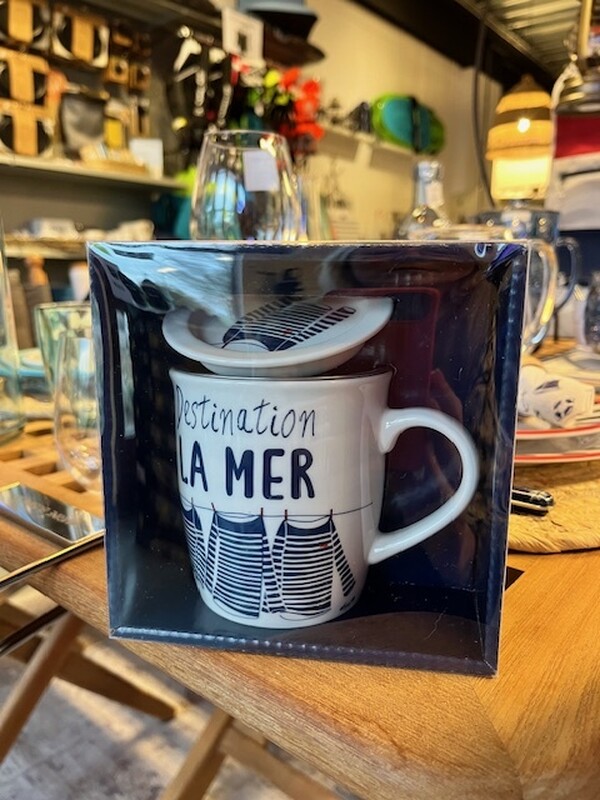 'Destination La Mer' Theeset