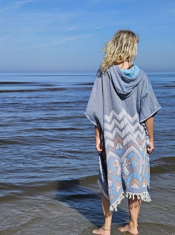 Poncho Reza