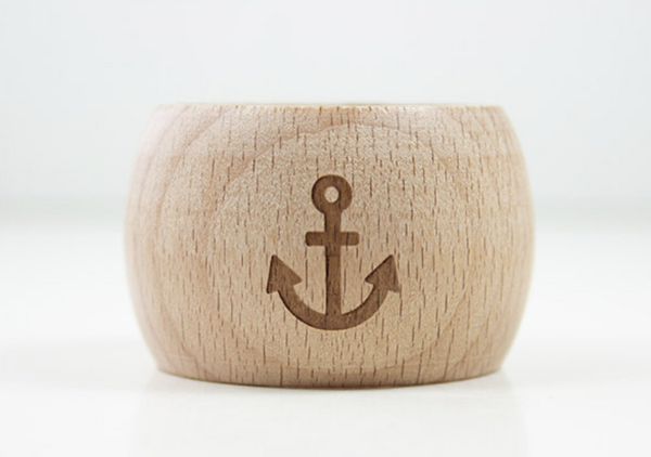 2-in-1 Servetring en Eierdop van beukenhout